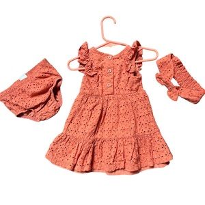 Daisy Fuentes girls 12 months 3 piece dress Latin style peach color kids dress